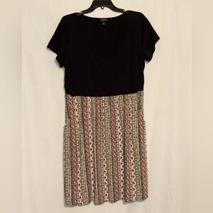 Torrid Black and Multicolored Striped Short Sleeve Dress Size 1 (1X)